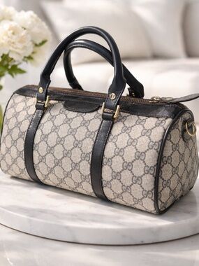 🛑✋Price Drop 🛑✋Authentic Gucci Boston Handbag,